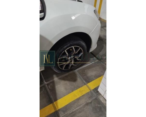 Foto de Renault Sandero AUTH, 2017/2018, Flex, Branco