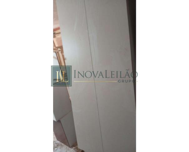 Foto de 01  Armário p/ despensa 100% MDF, medindo 2,00 x 1,00 x 0,20, branco