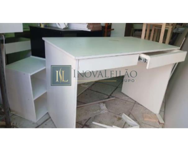 Foto de 1 (um) "Bureau" (escrivaninha) 100% MDF, contendo 2 gavetas
