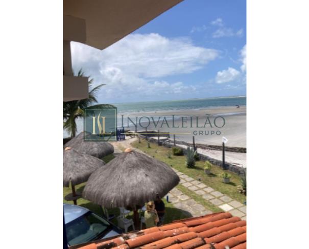 Foto de 6 Casa c/ Aprx. 61m² (cada) - Terreno c/ Aprx 700m² de A.T 