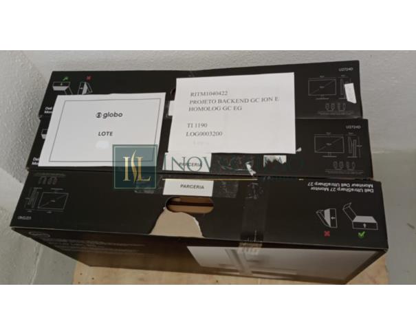 Foto de Diversos Equipamentos Eletrônicos