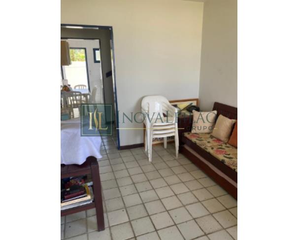Foto de 6 Casa c/ Aprx. 61m² (cada) - Terreno c/ Aprx 700m² de A.T 