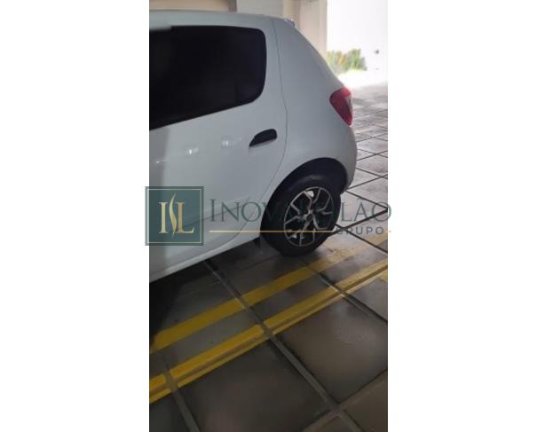 Foto de Renault Sandero AUTH, 2017/2018, Flex, Branco
