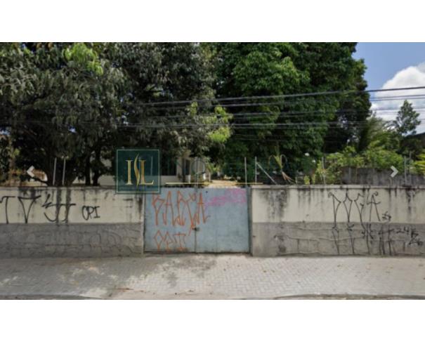Foto de Recife/PE - Casa com 3 qts, com área total de 3.181m² e 202,50m² de área construída na Av. Dr. José Rufino, Barro