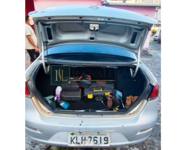 Foto de FIAT SIENA EL FLEX, 2009/2010, PRATA 