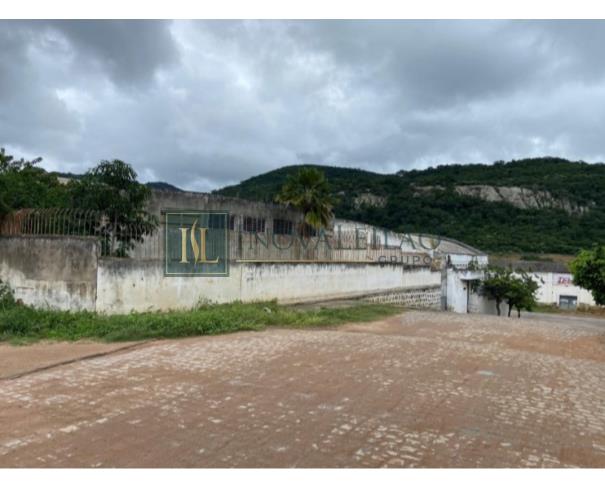 Foto de Pesqueira/PE - Imovel com 2.407,95m², três pavimentos