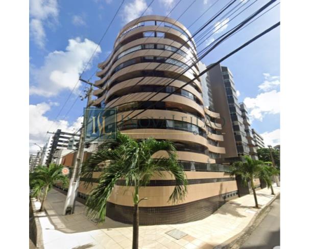 Foto de Aptº Duplex,  nº 802 c/ 382,46m² na Ponta Verde / AL
