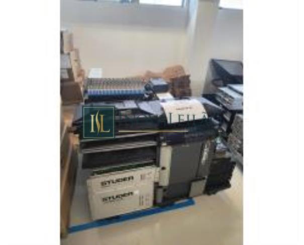 Foto de Diversos Equipamentos Eletrônicos